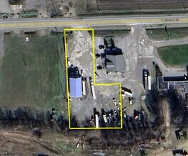 2751 E Marshall St, Charleston, MO - AERIAL  map view - Image1