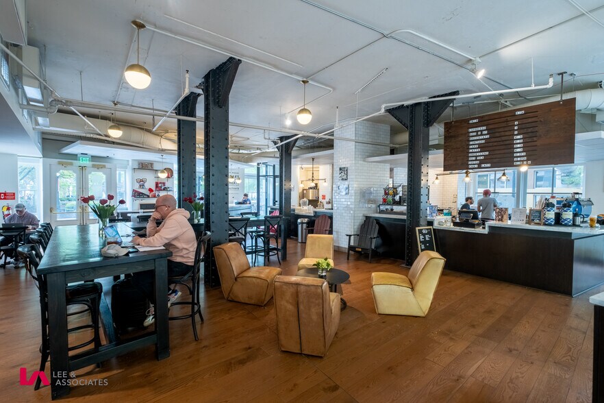 84 Peachtree St Nw, Atlanta, GA for sale - Interior Photo - Image 1 of 21