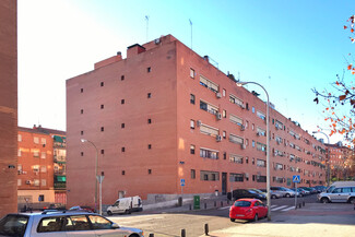 More details for Calle De Concejo De Teverga, 21, Madrid - Multifamily for Sale