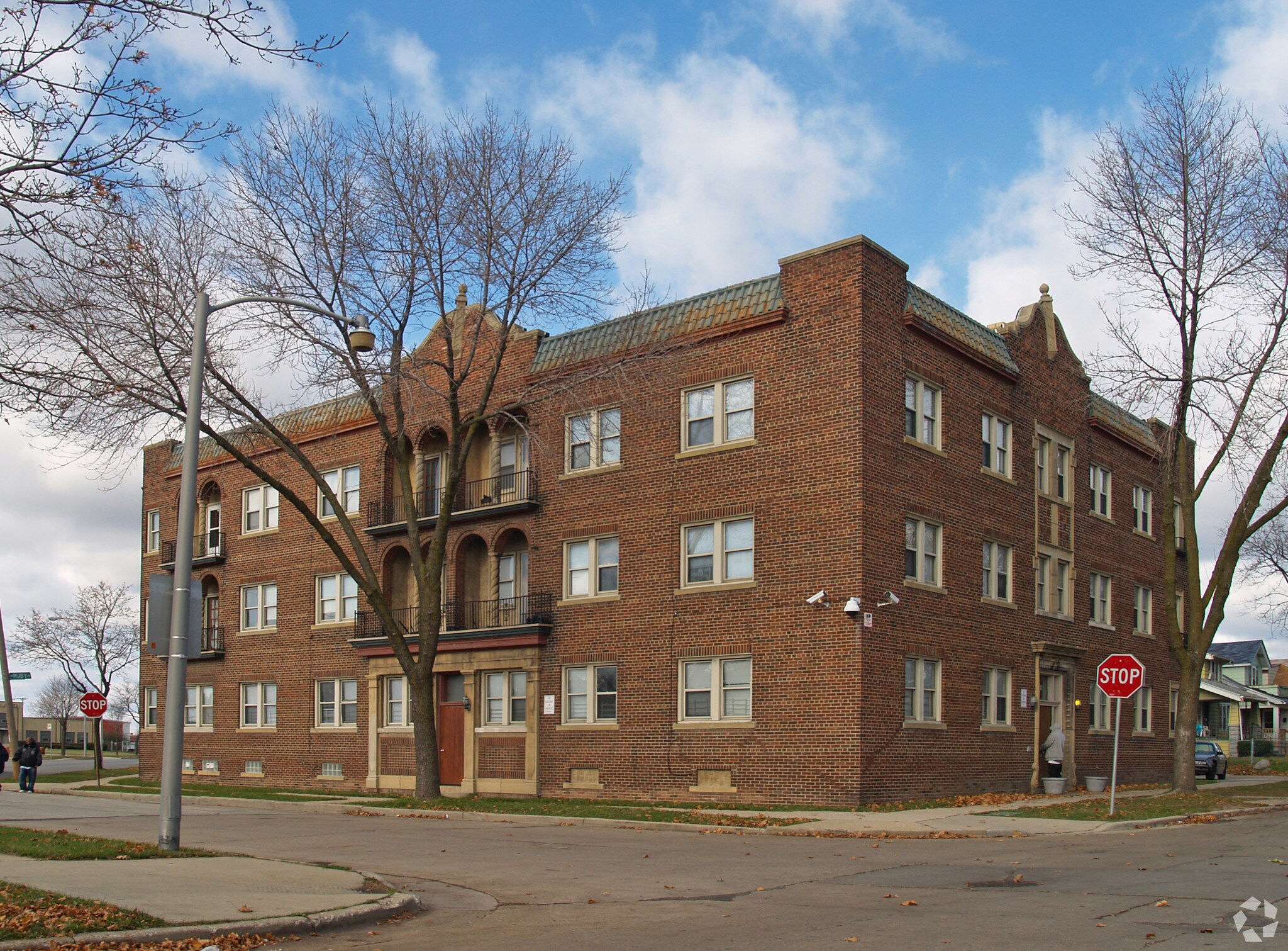 4505 N 29th St, Milwaukee, WI for sale Primary Photo- Image 1 of 1