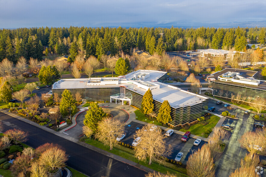 201 NE Park Plaza Dr, Vancouver, WA for lease - Aerial - Image 2 of 25