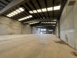 Industrial in Tarragona, Tarragona for lease Interior Photo- Image 1 of 6