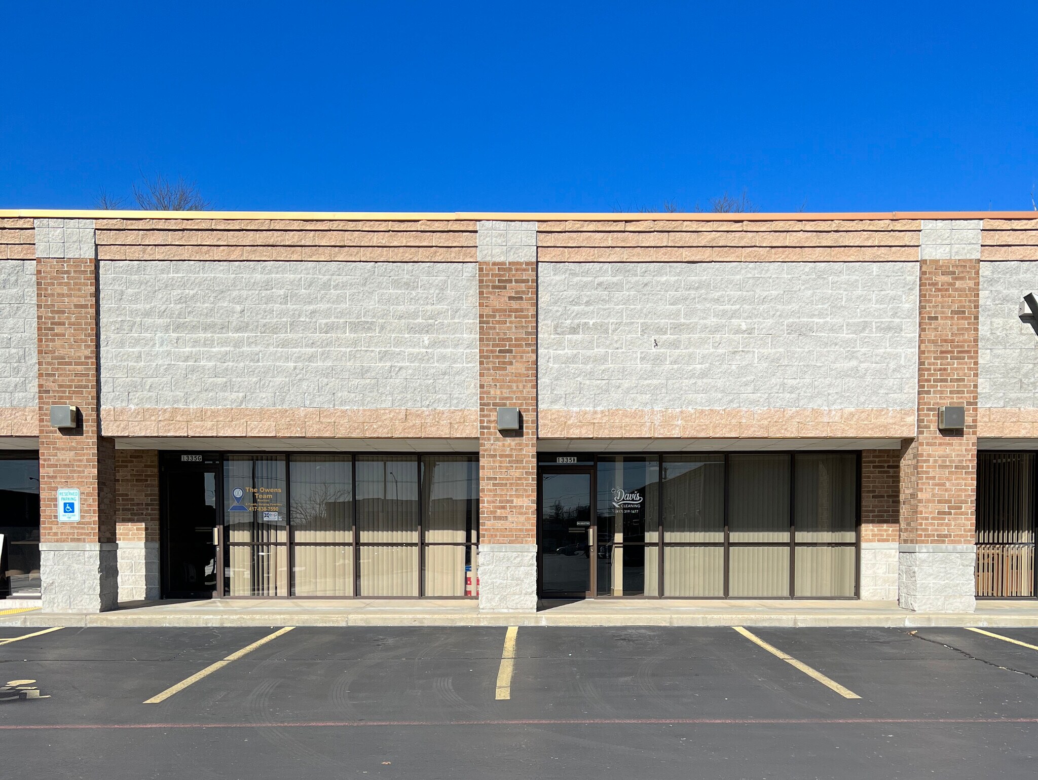 1335 E Republic Rd, Springfield, MO 65804