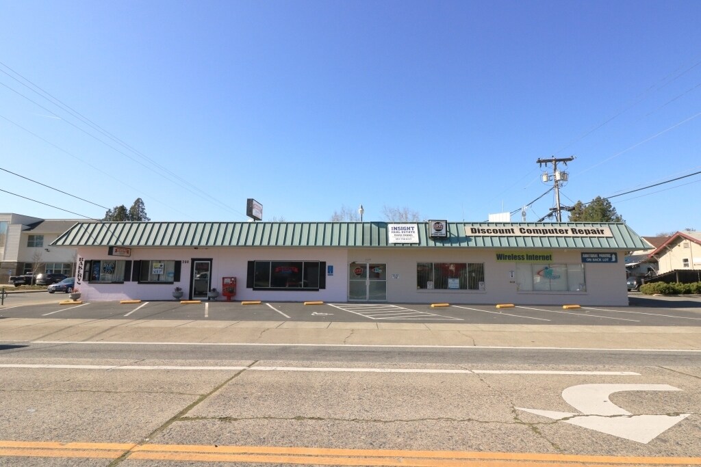 200-204 NW 4th St, Grants Pass, OR for sale Primary Photo- Image 1 of 1