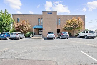 3578 Brodhead Rd, Monaca, PA for lease Interior Photo- Image 1 of 15