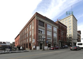 15 Kearney SQ 1st floor Condos - Pub