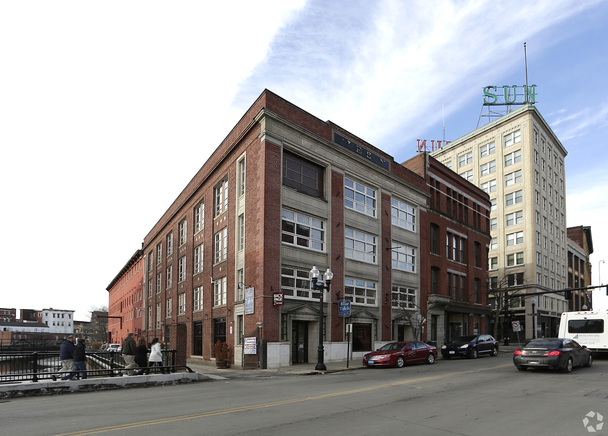 15 Kearney SQ 1st floor Condos portfolio of 2 properties for sale on LoopNet.com Primary Photo- Image 1 of 32