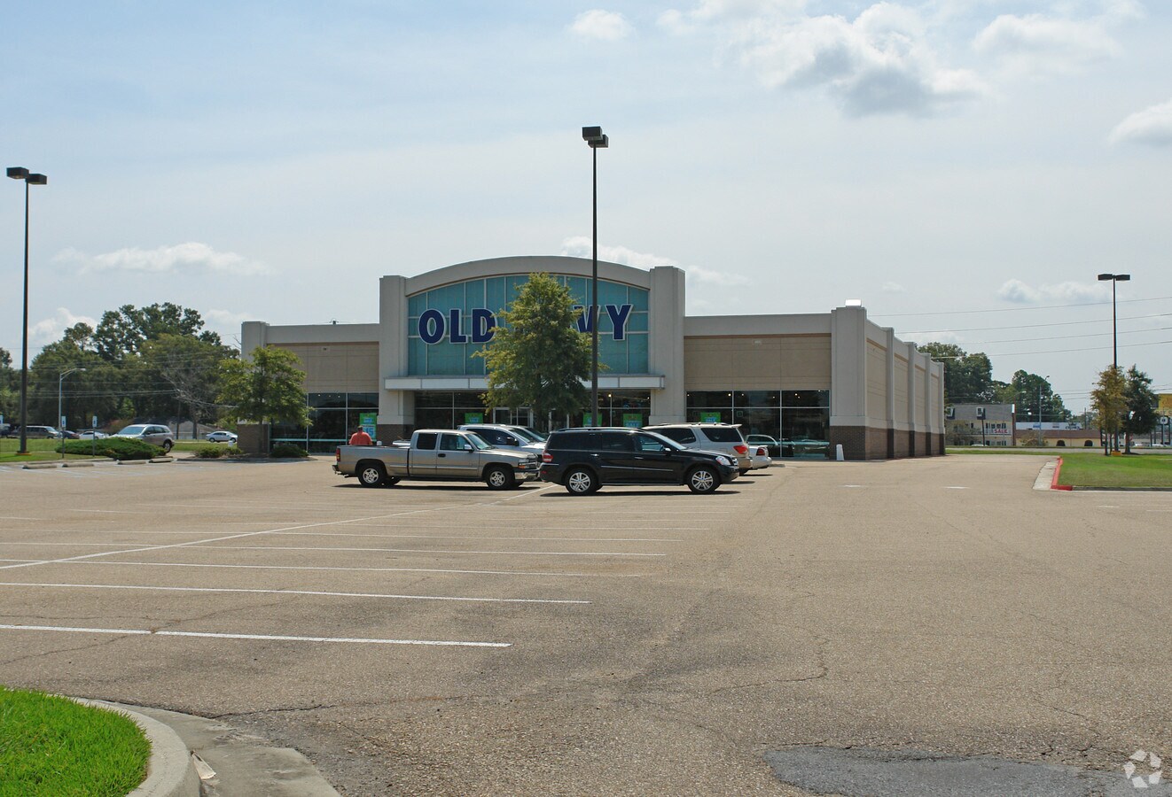 9856 Cortana Pl, Baton Rouge, LA 70815