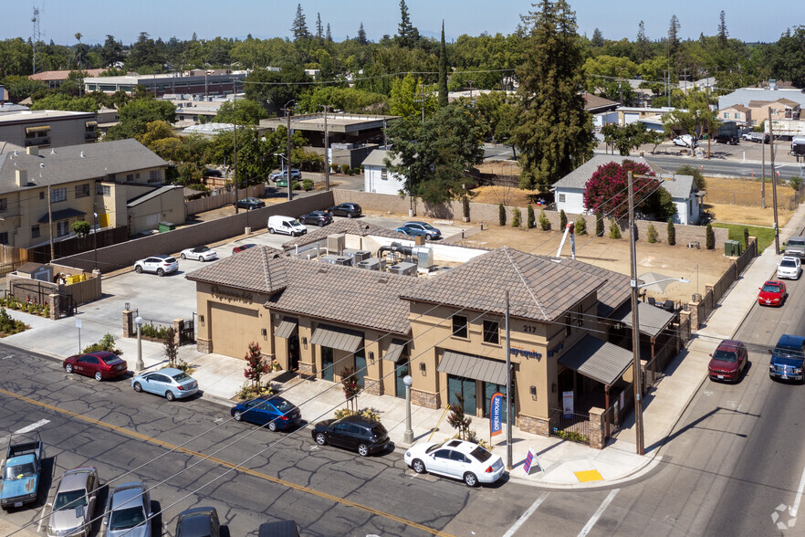 217 N School St, Lodi, CA for lease - Aerial - Image 3 of 4