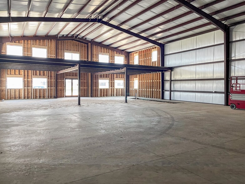 4201 County 1765 rd, Lubbock, TX for lease - Building Photo - Image 2 of 4