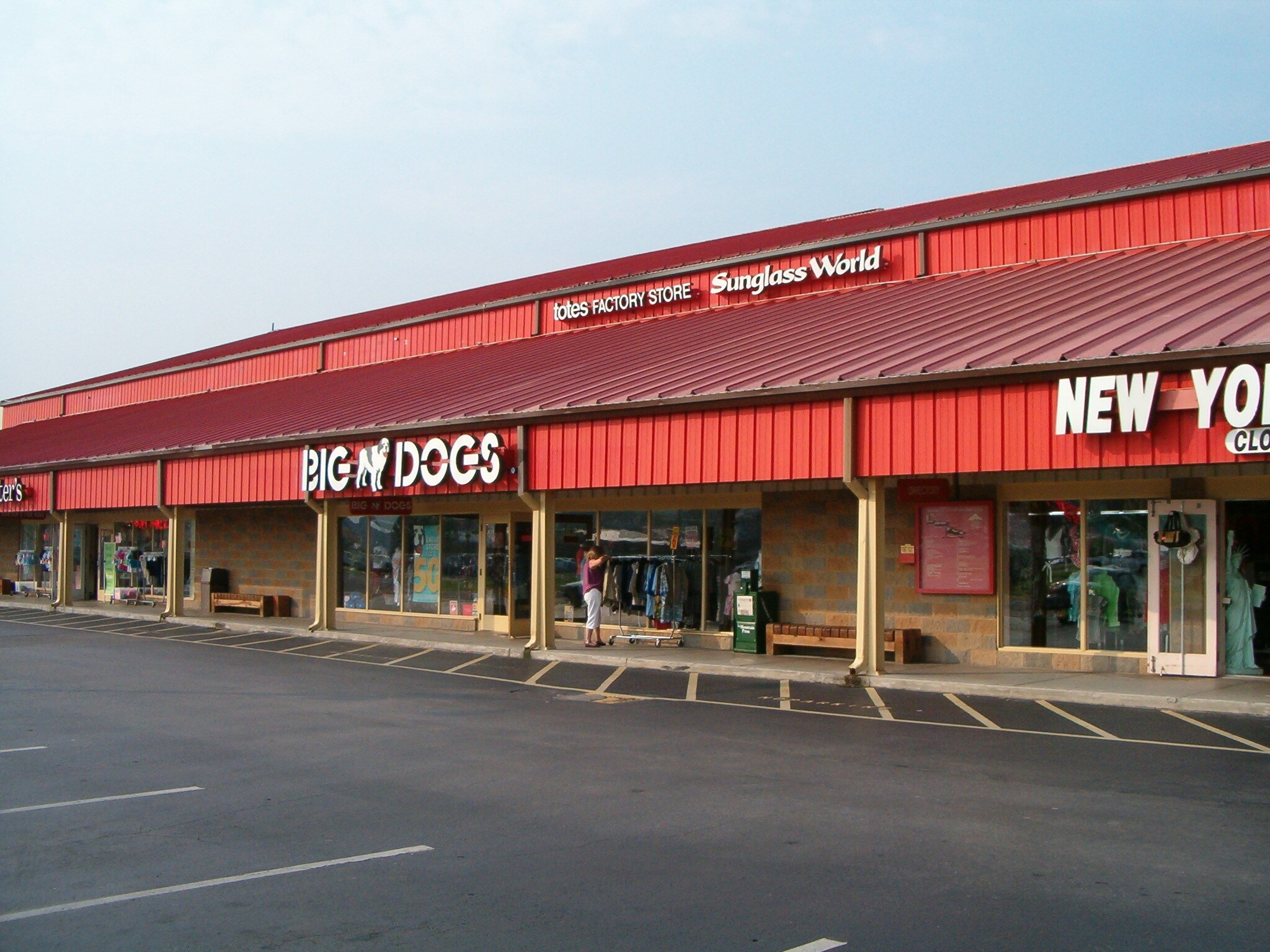 2850 Parkway, Pigeon Forge, TN for sale Building Photo- Image 1 of 1