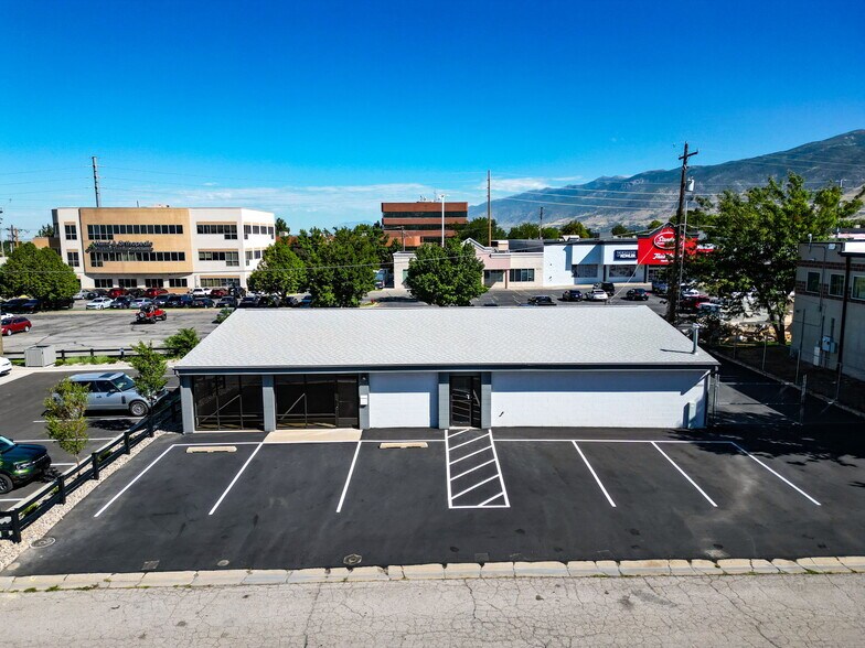 594 800 S, Woods Cross, UT 84010