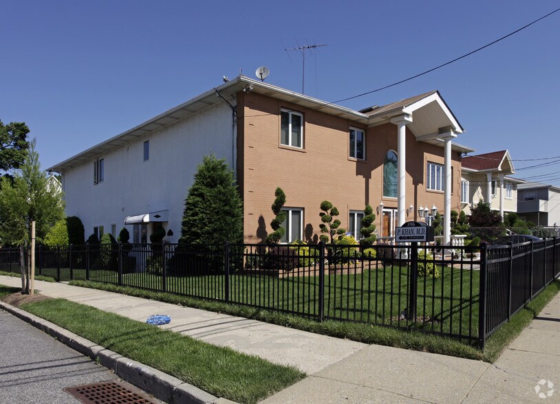 396 Arlene St, Staten Island, NY 10314