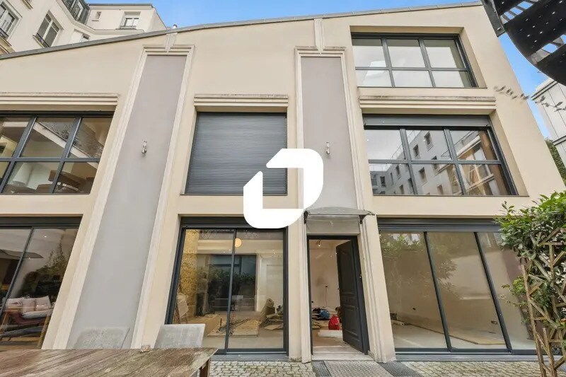 Office in Paris for lease Building Photo- Image 1 of 15