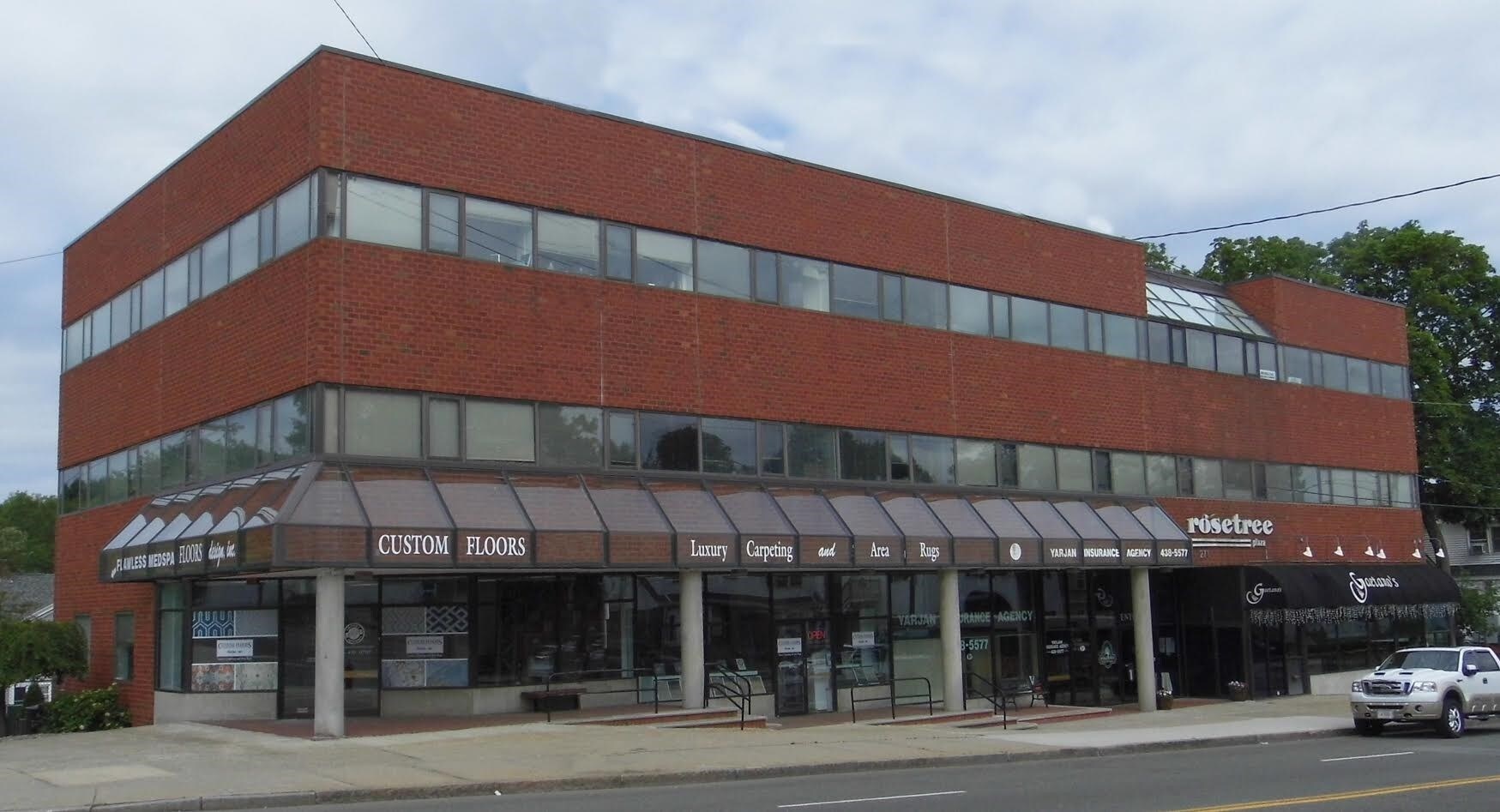 271 Main St, Stoneham, MA for sale Building Photo- Image 1 of 1