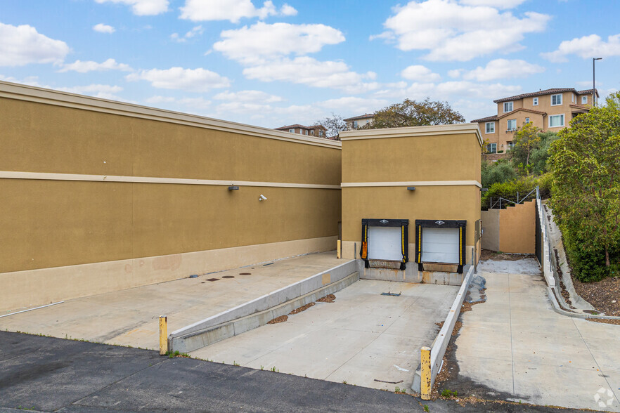 2310 Proctor Valley Rd, Chula Vista, CA for lease - Building Photo - Image 3 of 4