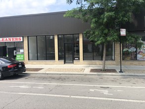 1700-1720 W Lawrence Ave, Chicago, IL for lease Building Photo- Image 2 of 8