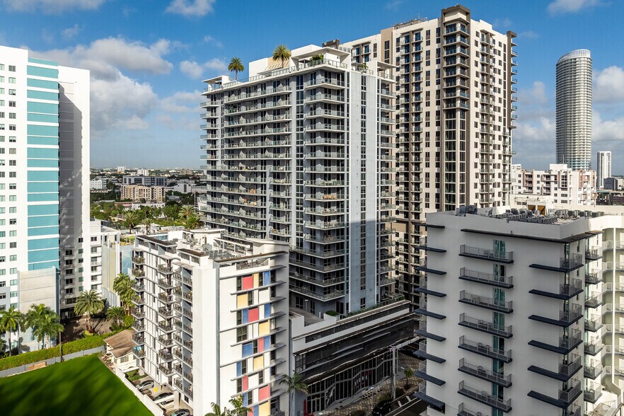 1010 SW 2nd Ave, Miami, FL for sale - Primary Photo - Image 1 of 1