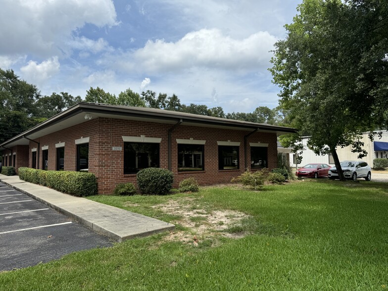 3090 Dauphin Sq Connector, Mobile, AL for lease - Building Photo - Image 1 of 11