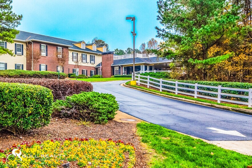 1001 Research Center Atlanta Dr SW, Atlanta, GA for sale - Building Photo - Image 2 of 28