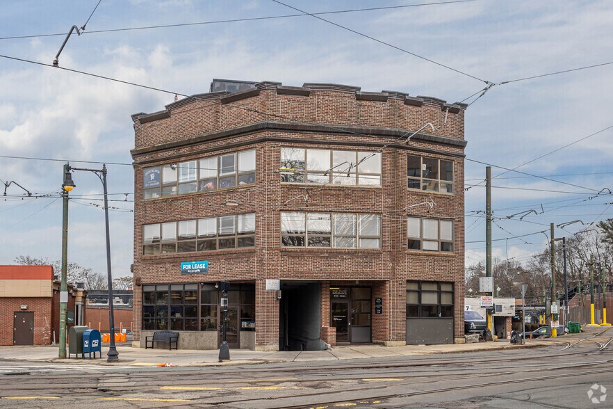 2001 Beacon St, Brighton, MA for lease - Building Photo - Image 2 of 5