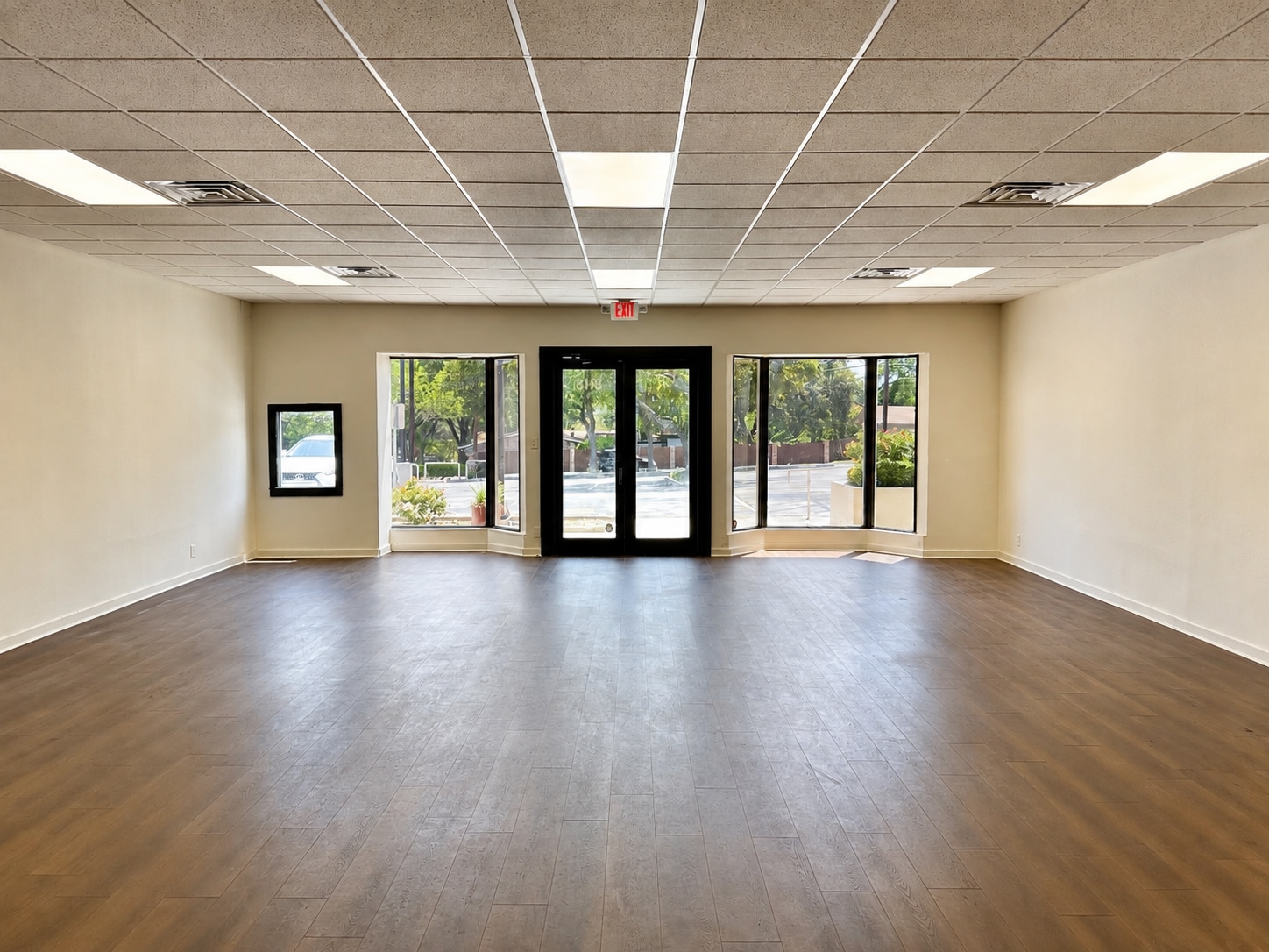 6401-6487 Blanco Rd, San Antonio, TX for lease Interior Photo- Image 1 of 3