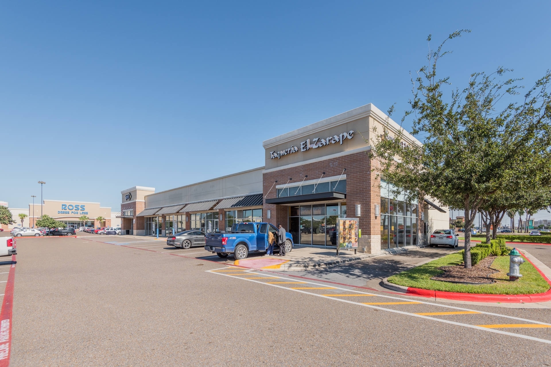 2409 Tx-83-expy, Mission, TX for lease Primary Photo- Image 1 of 2