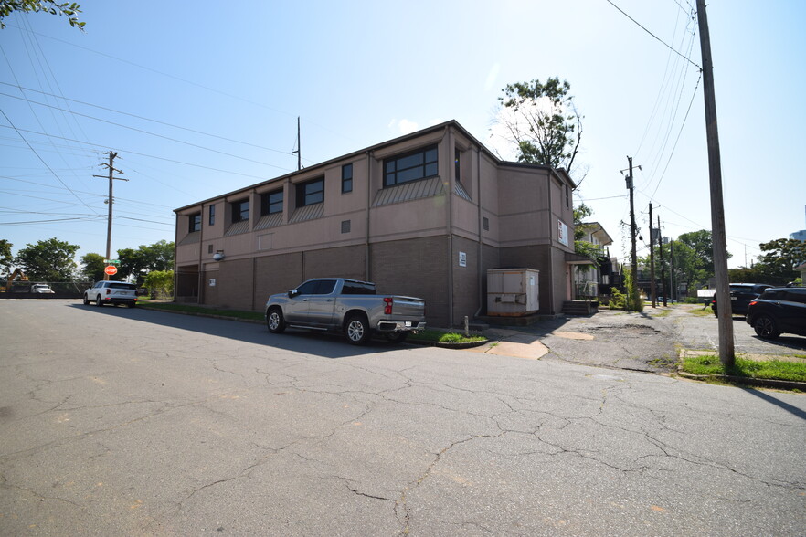 217 Chester St, Little Rock, AR for sale - Building Photo - Image 2 of 8