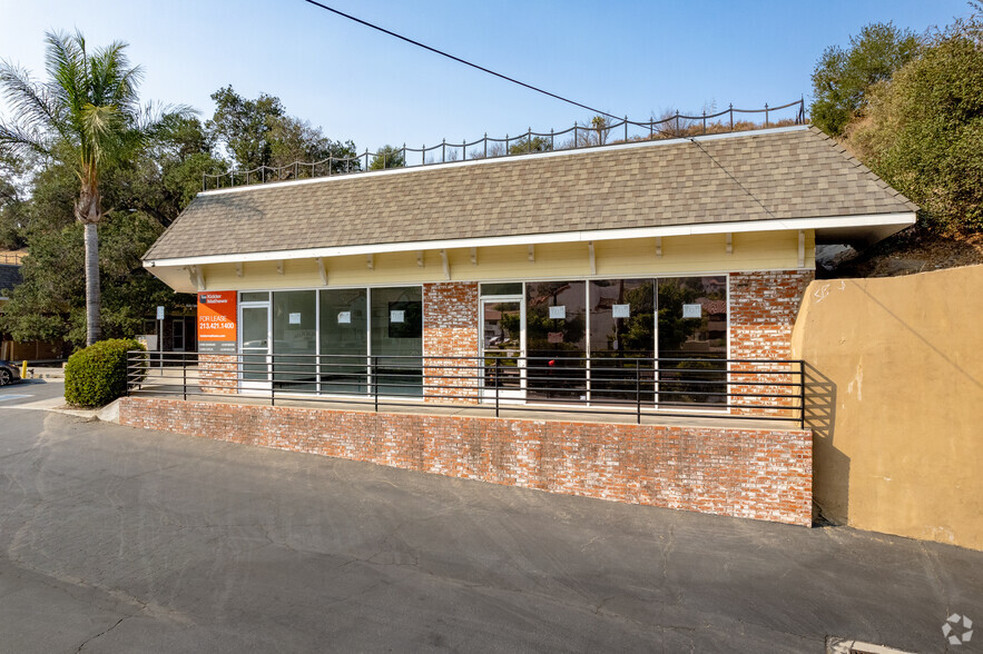 23681 Newhall Ave, Santa Clarita, CA for lease - Building Photo - Image 2 of 7