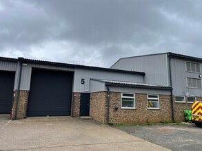 Brassey Clos, Peterborough for lease Building Photo- Image 1 of 2
