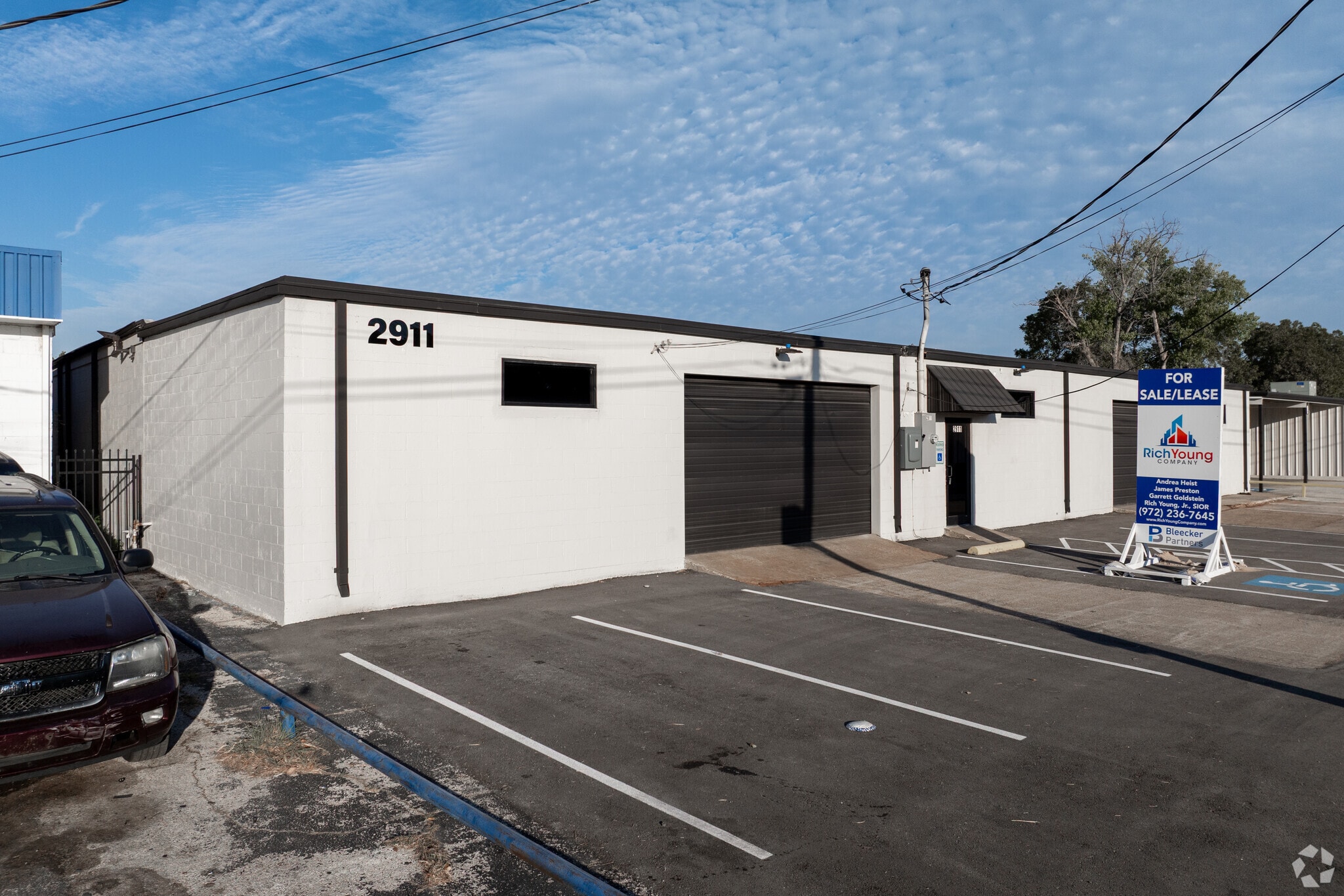 2911 Edith Ln, Haltom City, TX for lease Building Photo- Image 1 of 36
