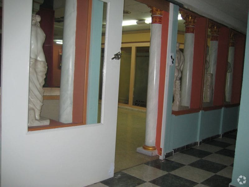 Retail in Móstoles, Madrid for lease Interior Photo- Image 1 of 15