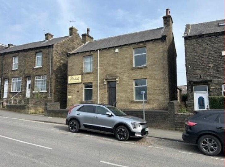 46 St. Helena Rd, Bradford for sale - Building Photo - Image 2 of 2