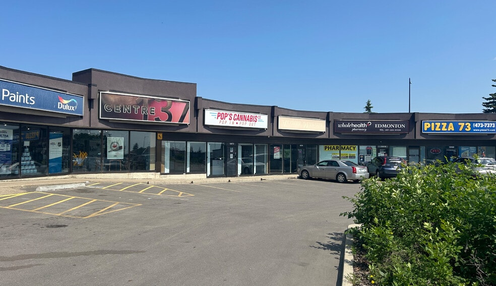 13560-13594 Fort Rd, Edmonton, AB for lease - Building Photo - Image 1 of 10