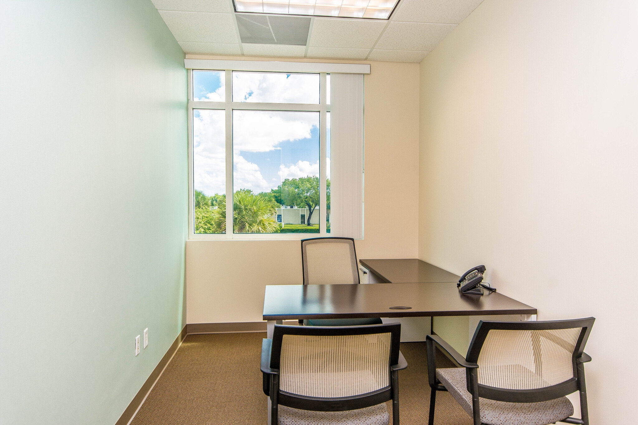 8200 NW 41st St, Miami, FL for lease Interior Photo- Image 1 of 2