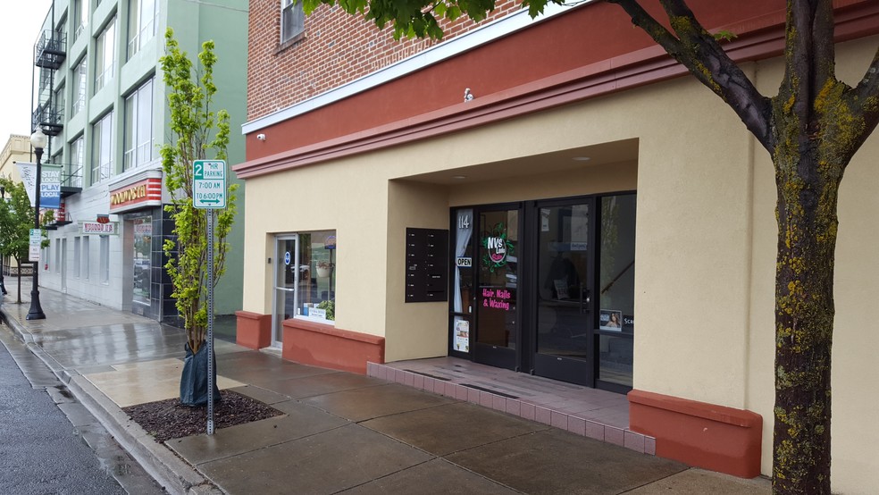 46 N Front St, Medford, OR for lease - Building Photo - Image 3 of 11