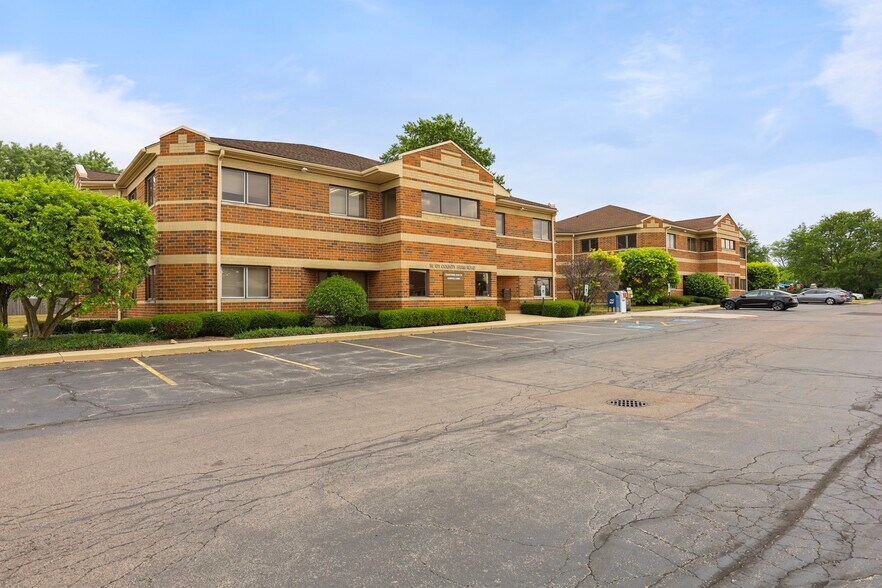 1N131 County Farm Rd, Winfield, IL 60190 County Farm Office Center