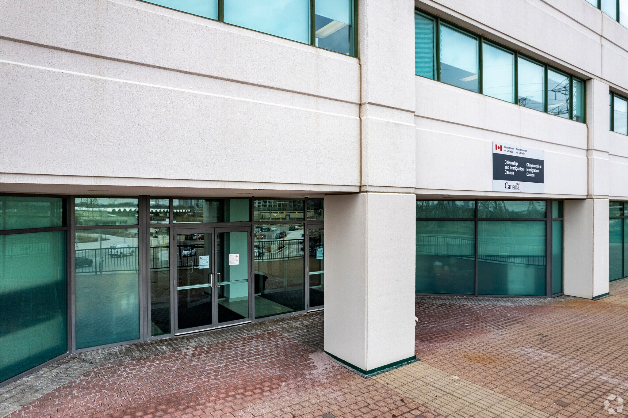 5343 Dundas St W, Toronto, ON M9B 6K5 Dundas Kipling Centre