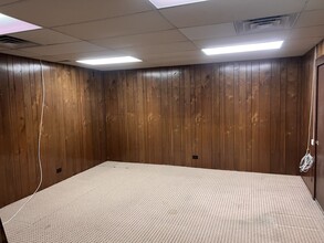 1525 Jake Alexander Blvd S, Salisbury, NC for lease Interior Photo- Image 2 of 8