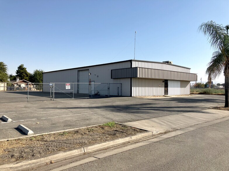 1564 Hank Rd, Bakersfield, CA for lease - Building Photo - Image 1 of 7