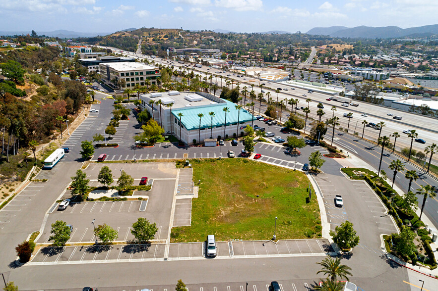 300 La Terraza Blvd, Escondido, CA for sale - Building Photo - Image 1 of 9