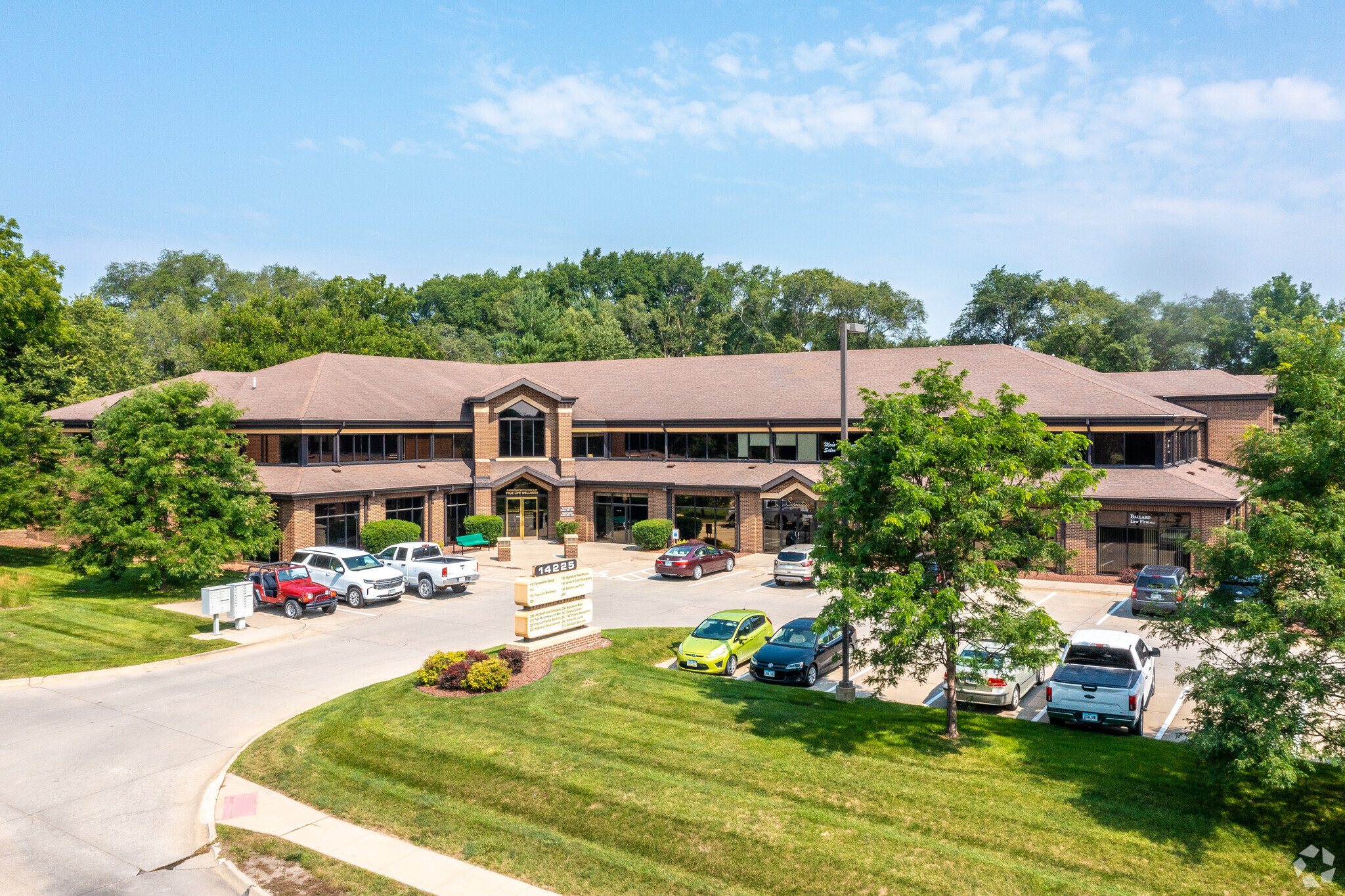 14225 University Ave, Waukee, IA for lease Primary Photo- Image 1 of 6