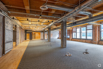 320 W Ohio St, Chicago, IL for lease Interior Photo- Image 1 of 4