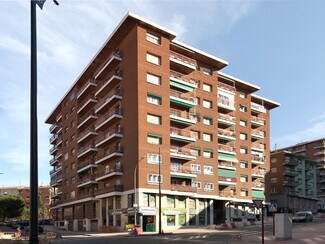 More details for Calle Juan Diges Antón 19, Guadalajara - Multifamily for Sale