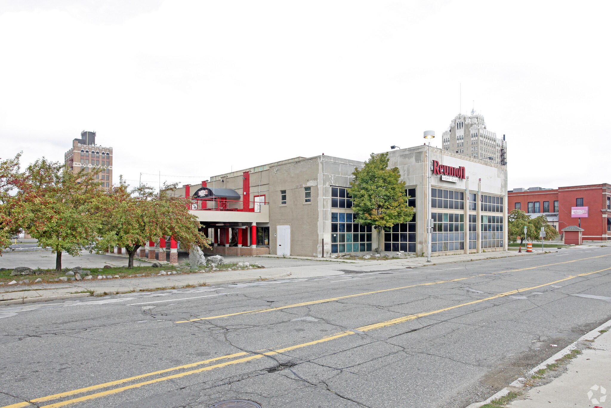 40 W Pike St, Pontiac, MI for sale Primary Photo- Image 1 of 1