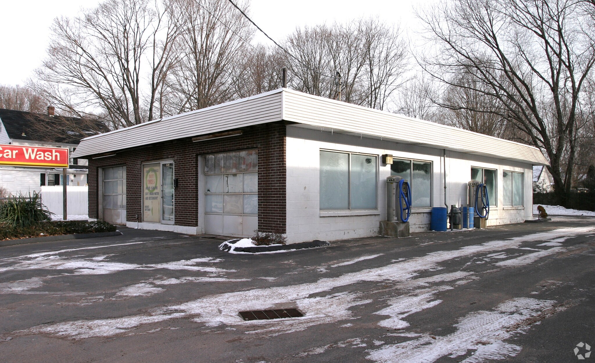 203 Spruce St, Manchester, CT for sale Primary Photo- Image 1 of 1