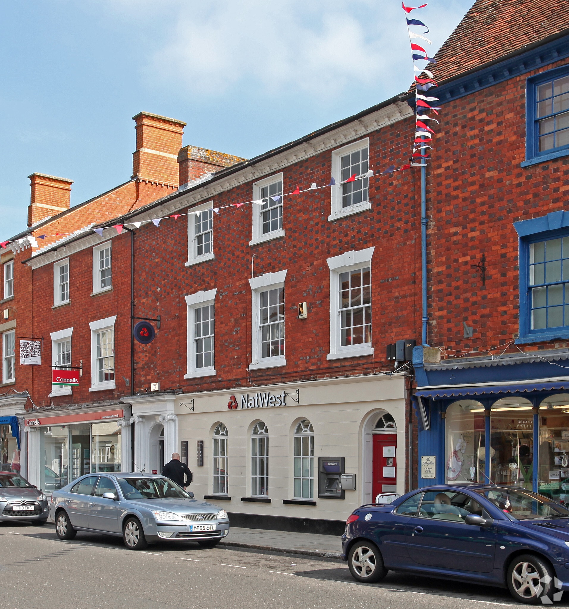 80 High St, Milton Keynes for lease Primary Photo- Image 1 of 4