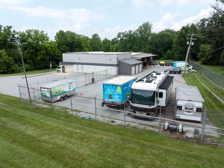 3430 Woodbridge Ct, York, PA for lease - Building Photo - Image 3 of 7