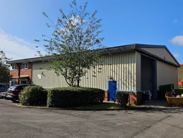 Shawcross St, Stockport for sale - Building Photo - Image 1 of 7