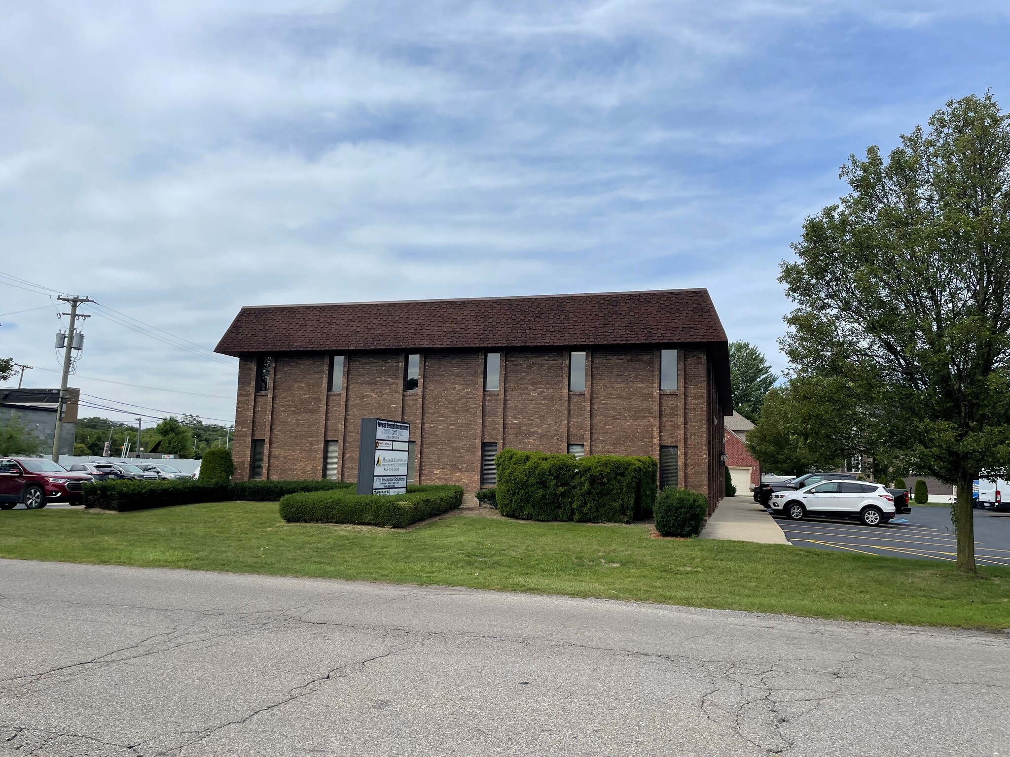 45100 Sterritt St, Utica, Mi 48317 - Sterritt Office Plaza 